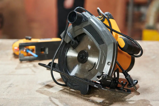 Circular Saws: The Ultimate Guide to Choosing the Right One for Your Projects