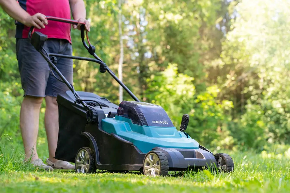 Guide to Lawn Mower Batteries: Understanding, Maintaining, and Maximizing Performance
