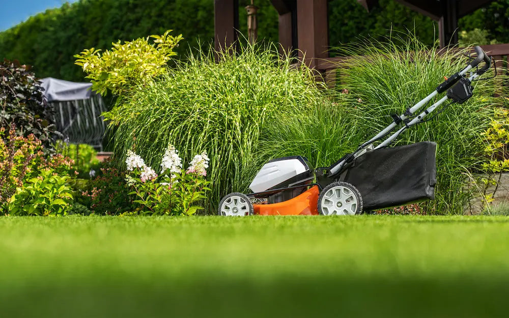 The Future is Electric: Navigating the Shift to Battery-Powered Lawn Mowers